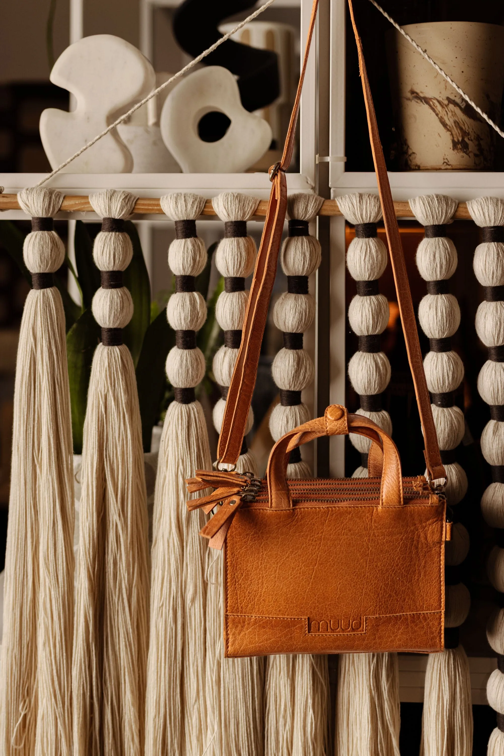 dac crossbody